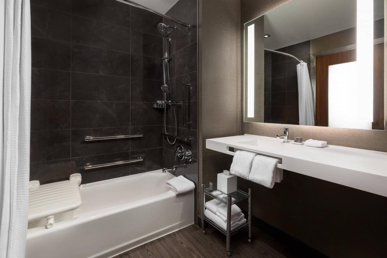 Ac Hotel By Marriott New York Times Square Exterior foto